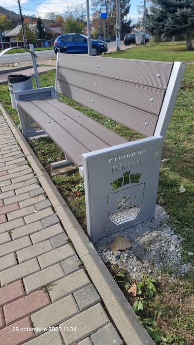 Banca cu spătar și rigle wpc