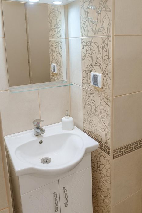 Дава се под наем Двустаен апартамент в Пловдив, Тракия - 50 кв.м за 357 € - Снимка #3