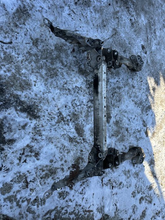 Jug cadru motor audi a4 b8 b8.5 8t0399315