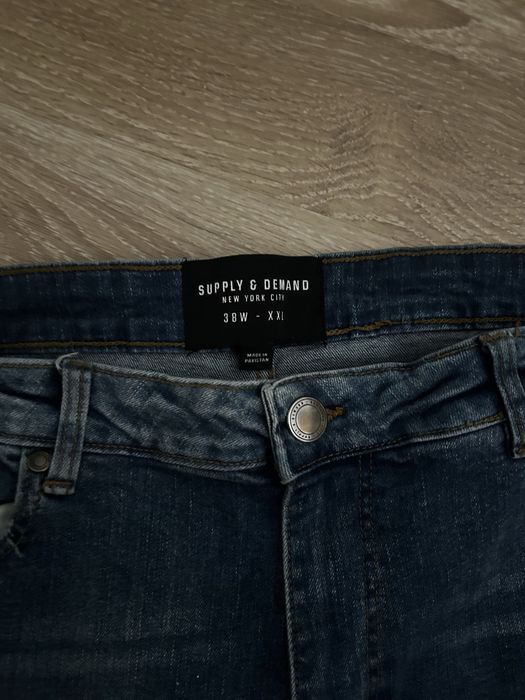 Blugi supply and demand marimea 38 bandana