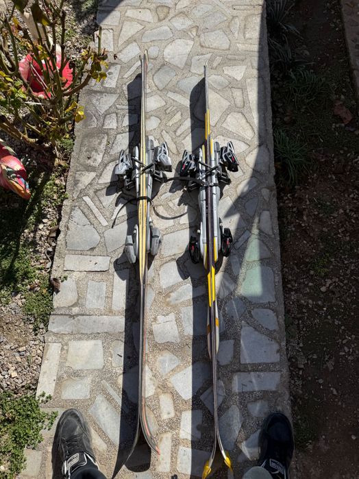 Два комплекта ски Dynastar и Head