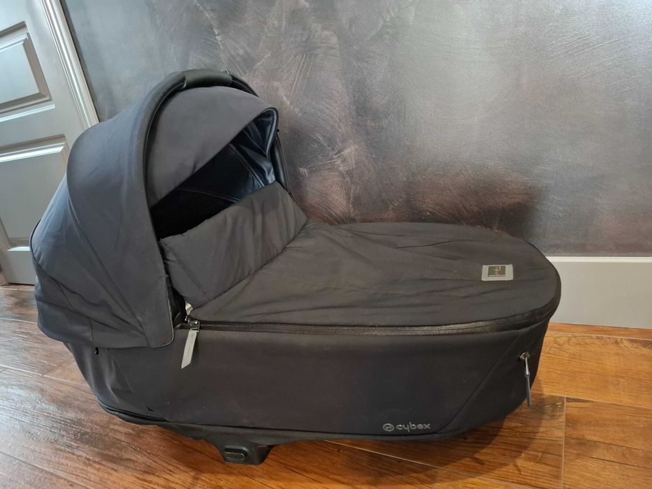 Кош за новородено Cybex Priam 4 /e-PRIAM Lux, цвят:Sepia Black