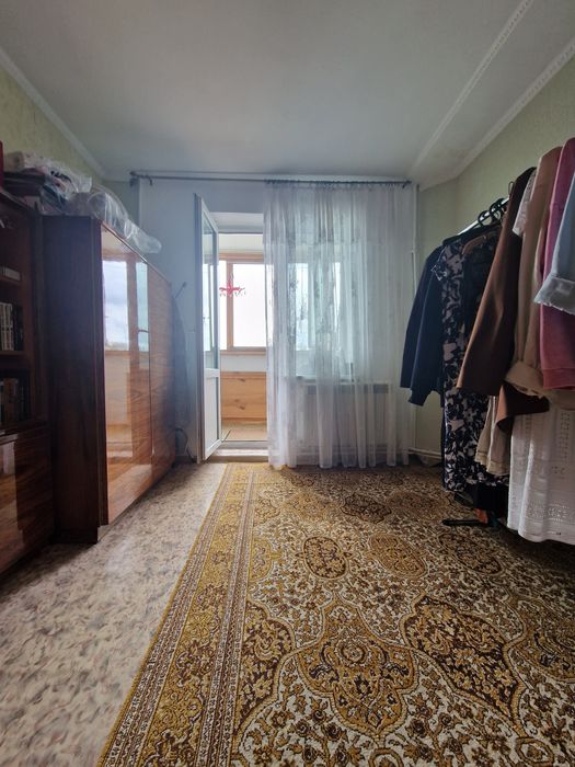 Продам 3 кв 70 квм рн Шанхай