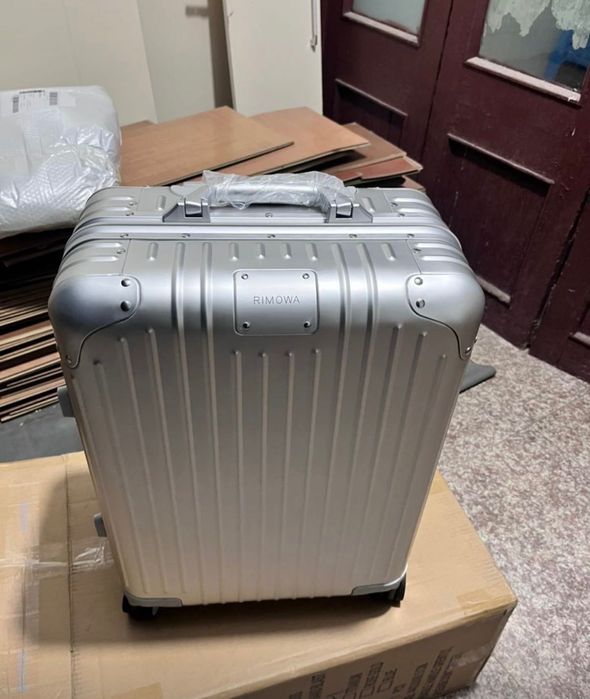 Оригинален куфар Rimowa
