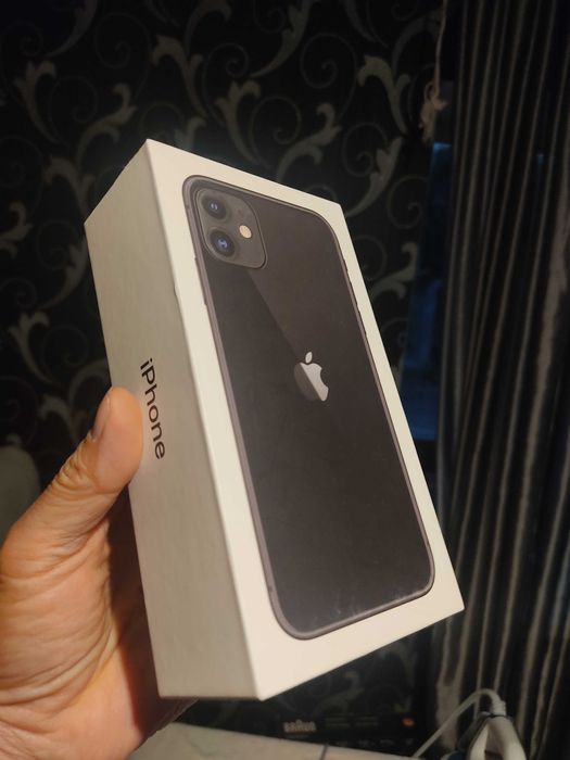 Продаю iPhone 11