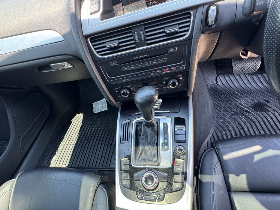 Audi A4 B8 3.0tdi 240кс. S LINE НА ЧАСТИ!