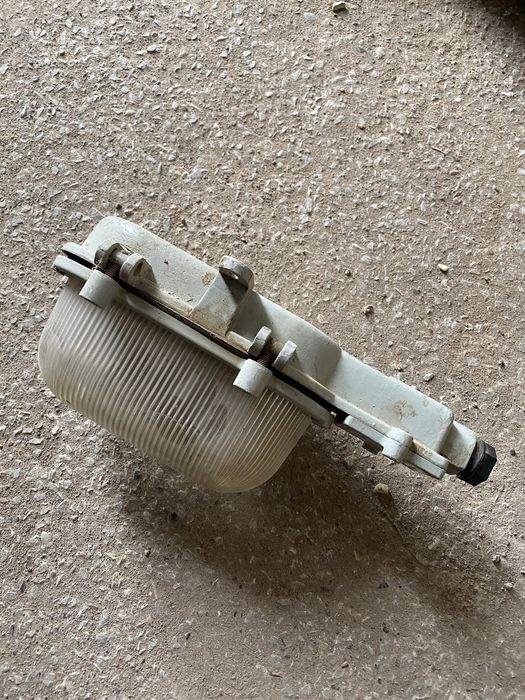 Фонарь герметичный