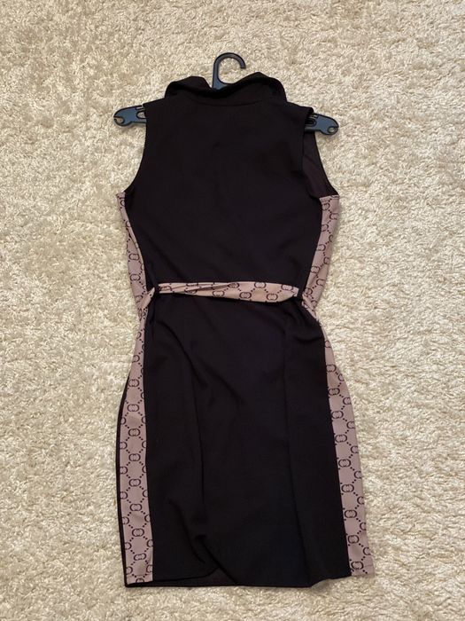 Rochie simpla neagra cu cordon