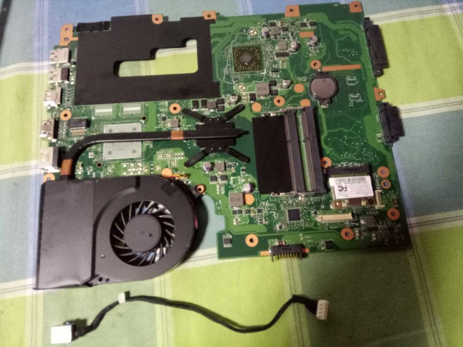 Elemente Acer Aspire E1-771G E1-731 TravelMate P273