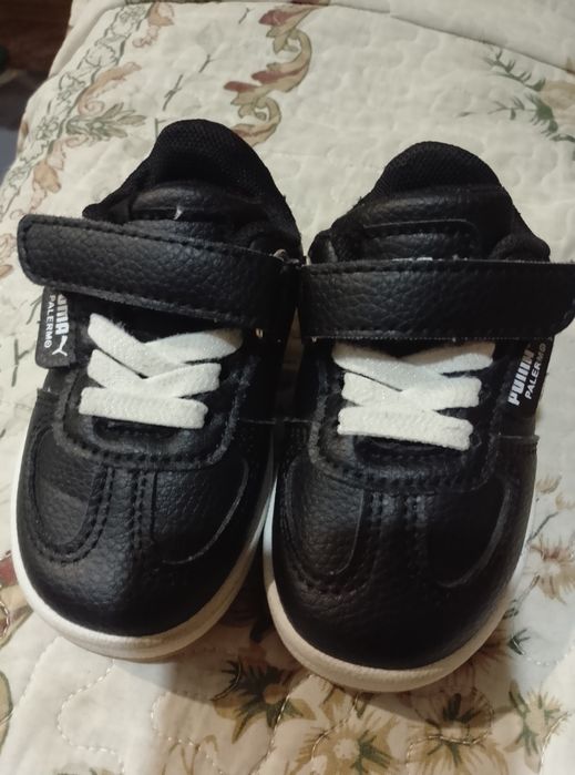 Кроссовки у отличном состоянии       .