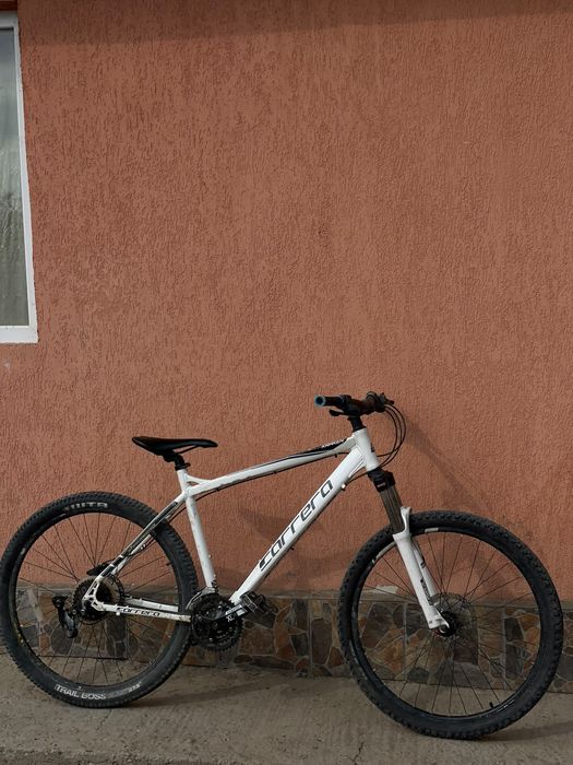 Bicicleta de vânzare