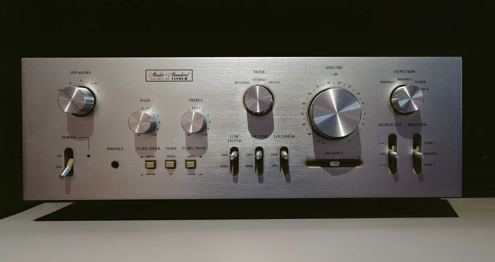 Fisher CA -2310 amplificator vintage 2×70W stare impecabilă