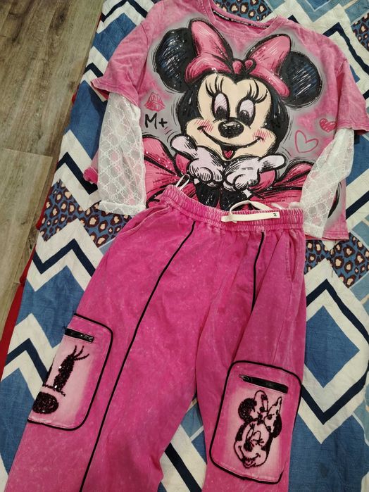 Продам женский костюм