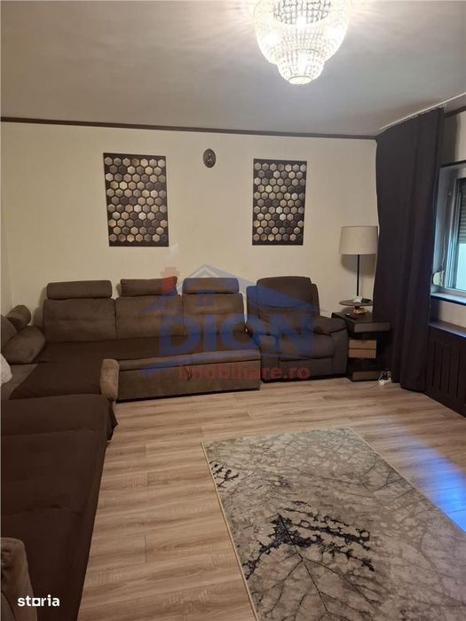 Decebal Turquoise  -  apartament 2 camere deosebit, cu parcare