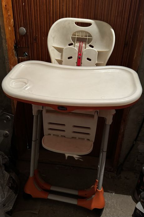 Продам Стульчик для кормления Chicco 2 в 1