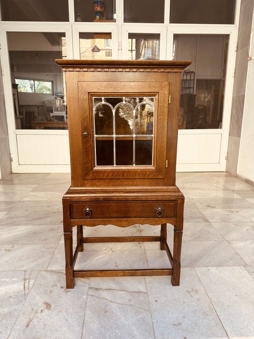 Дъбов шкаф/витрина с оловно стъкло от 70-те