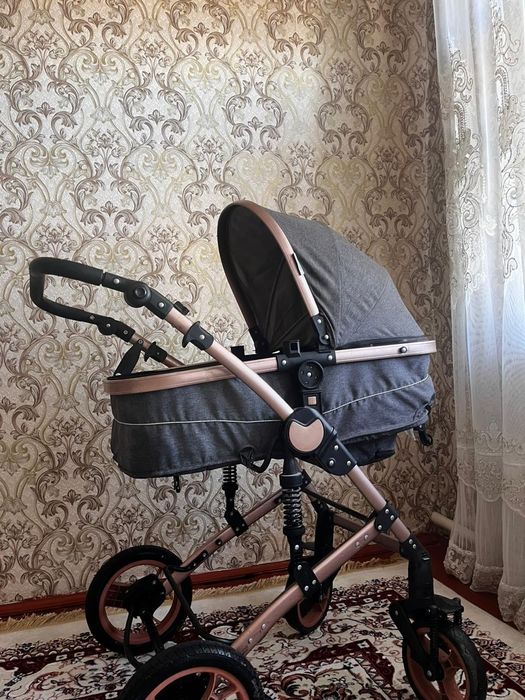 Б/у коляска в хорошем состоянии