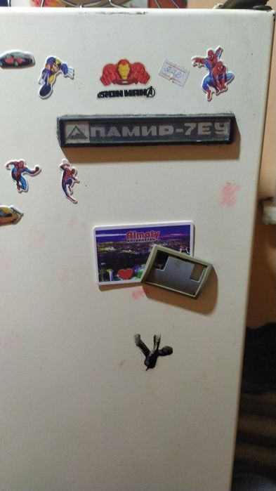 Продам холодильник