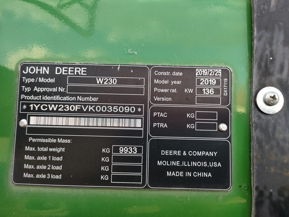 Комбайн John Deere w230