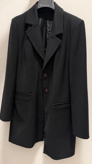 Продам пиджак приталенный