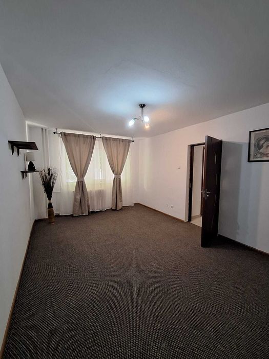 Direct proprietar, vand apartament 2 camere, strada Turda, sector 1