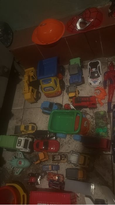 Продам дешево игрушки