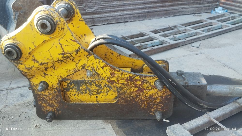 Miniekskovaror adaptori, otboynigi