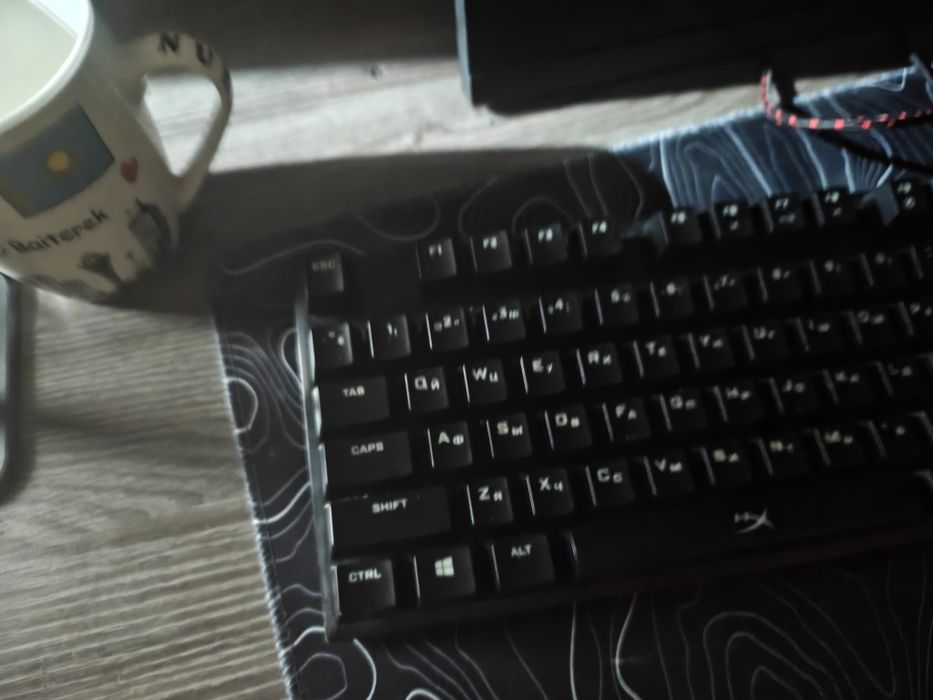 Обмениваю или продаю клавитару