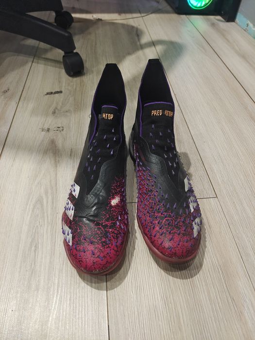 Сараканожки 43 размер Adidas Predator