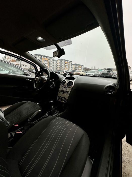 Opel Corsa D 1.2 Benzină – 2007