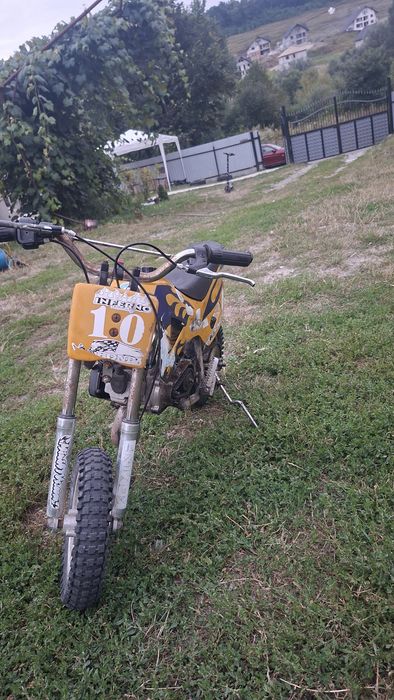 Cross 49cc, trage bine!