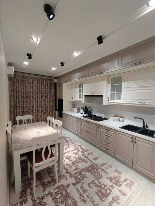 4-х комнатная в Новостройке ул. Амира Темура ID: 4673