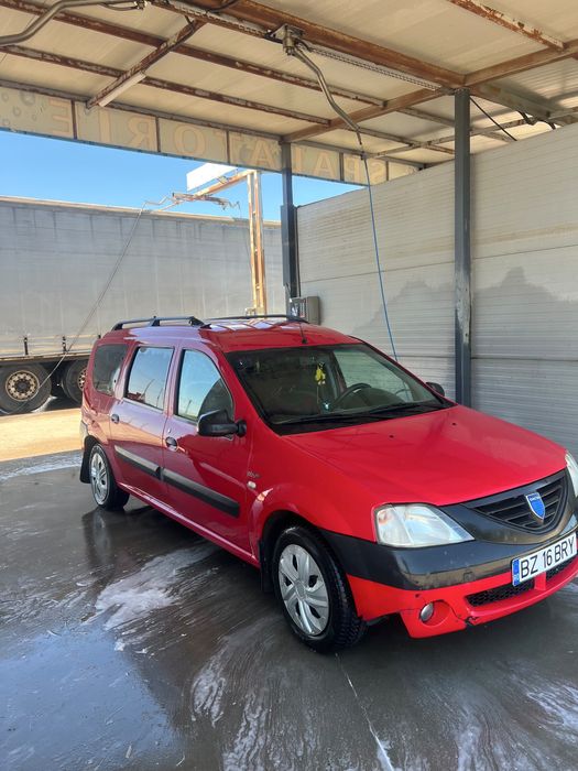De vanzare dacia logan mcv 1.6 8 valve +gaz