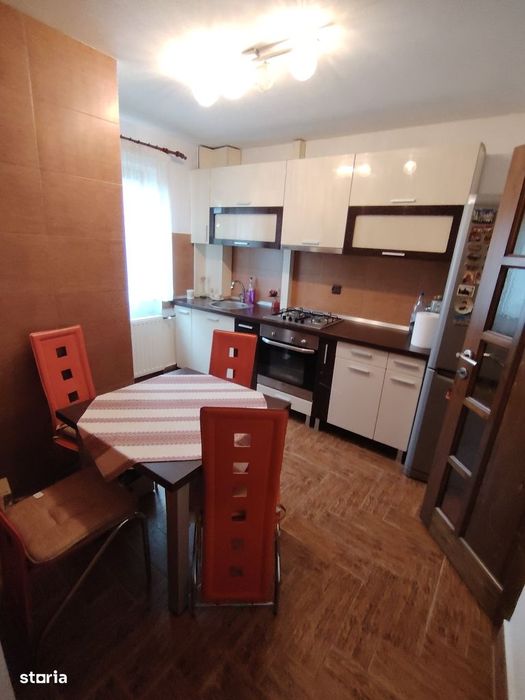 Apartament mare, circular și foarte amenajat în Gradiste