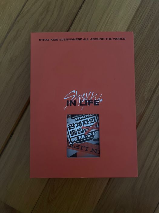 Album Stray Kids In Life, Type A
