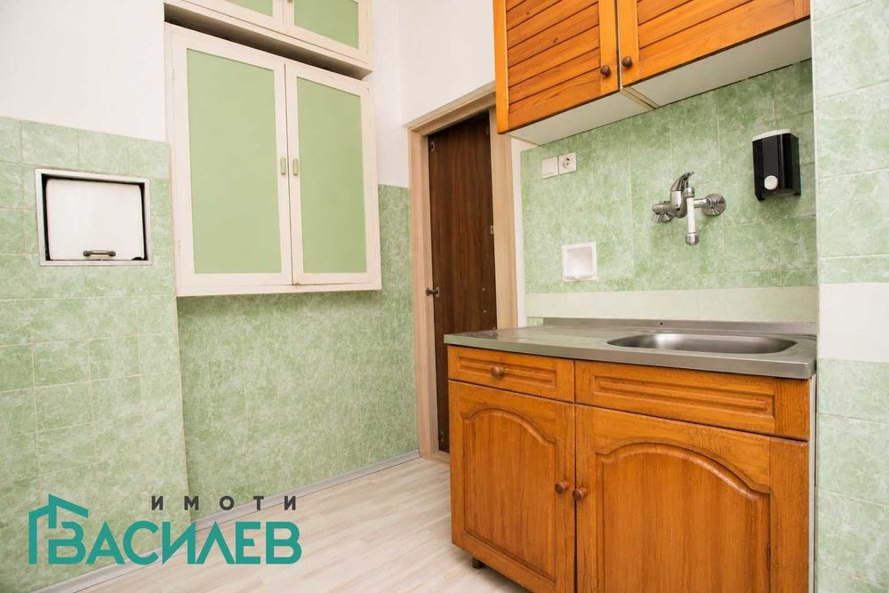 Продава 3-СТАЕН град София, Център