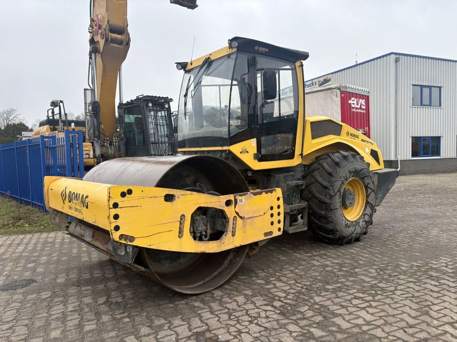 Bomag BW 211 PDH