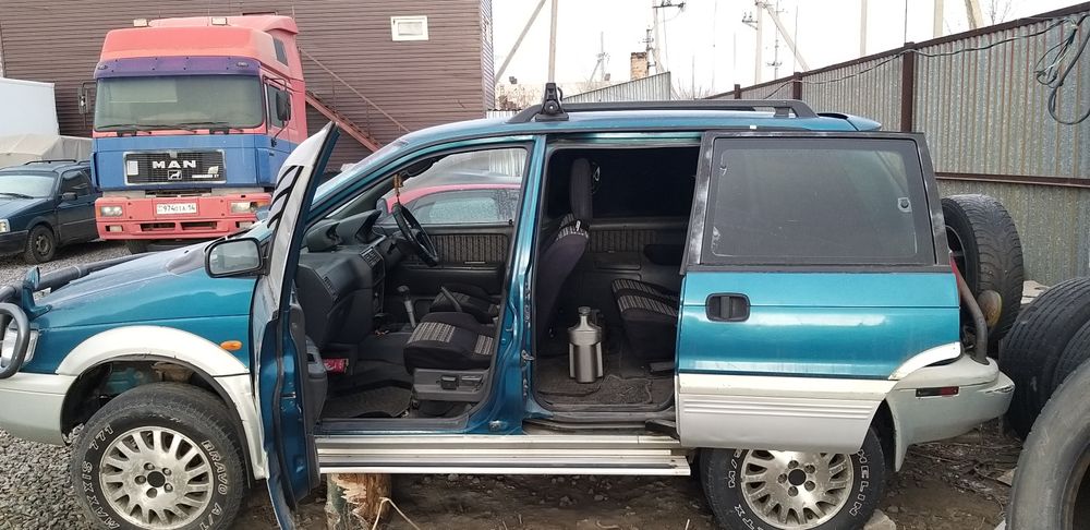 Продам  Mitsubishi RVR