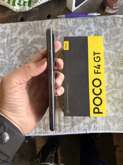 poco f4 GT pamit 12.256g holati ideal karopka dak bor oqip tel qlila