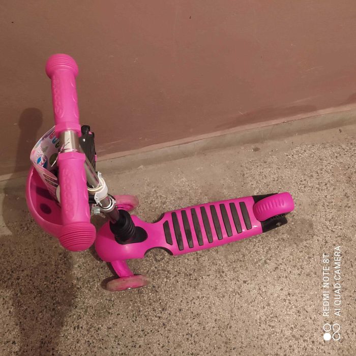 Детска тротинетка розова