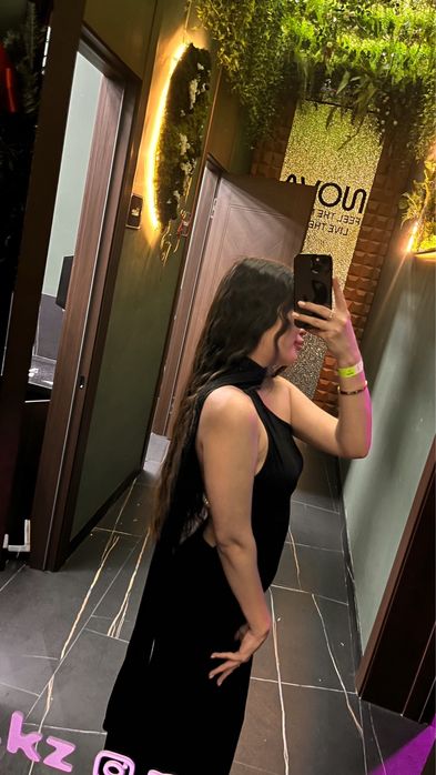 продам платье 5.000 тг