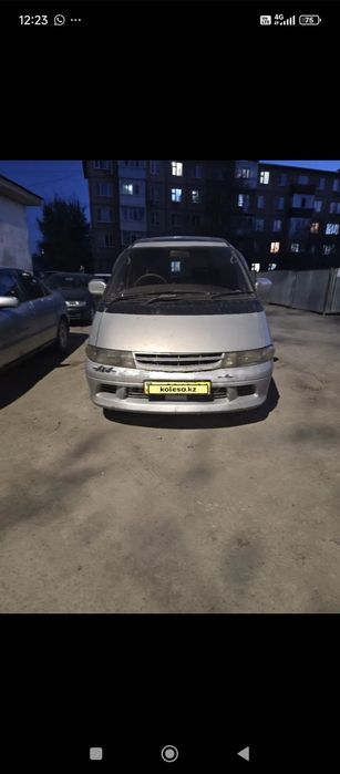 Продам тоиота люсида эстима