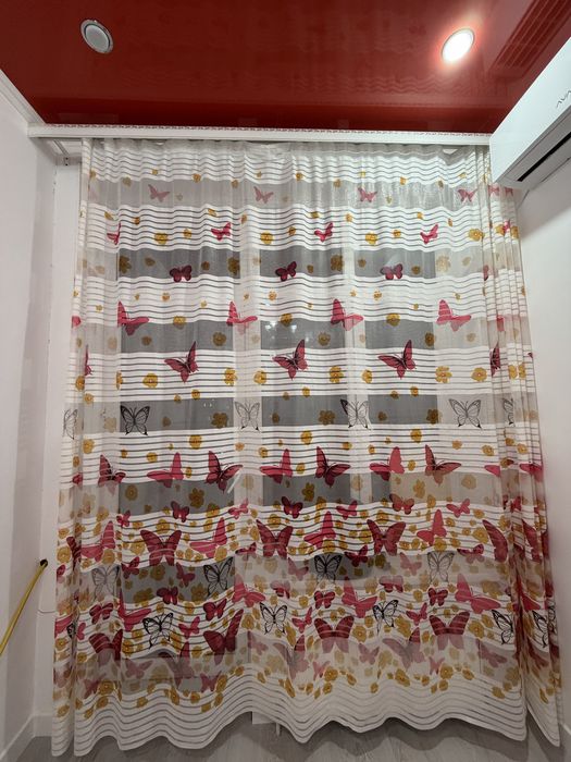 Занавеска с карнизом