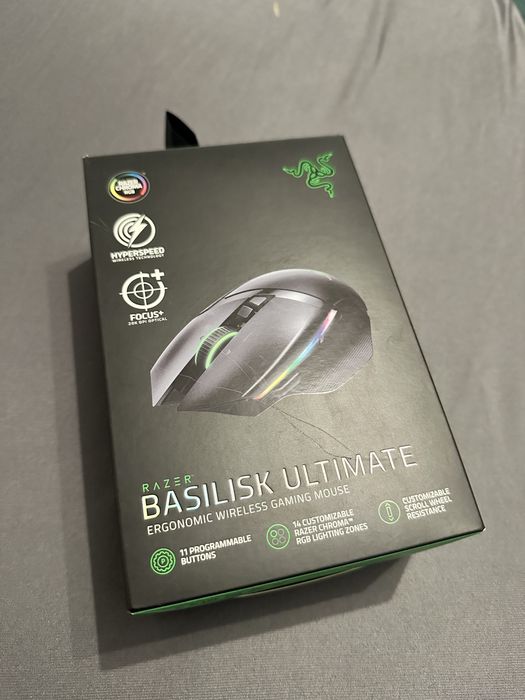 Mouse Razer Basilisk Ultimate pentru piese