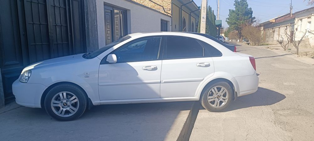 Lasetti 1.8 avtomat metan 100 L