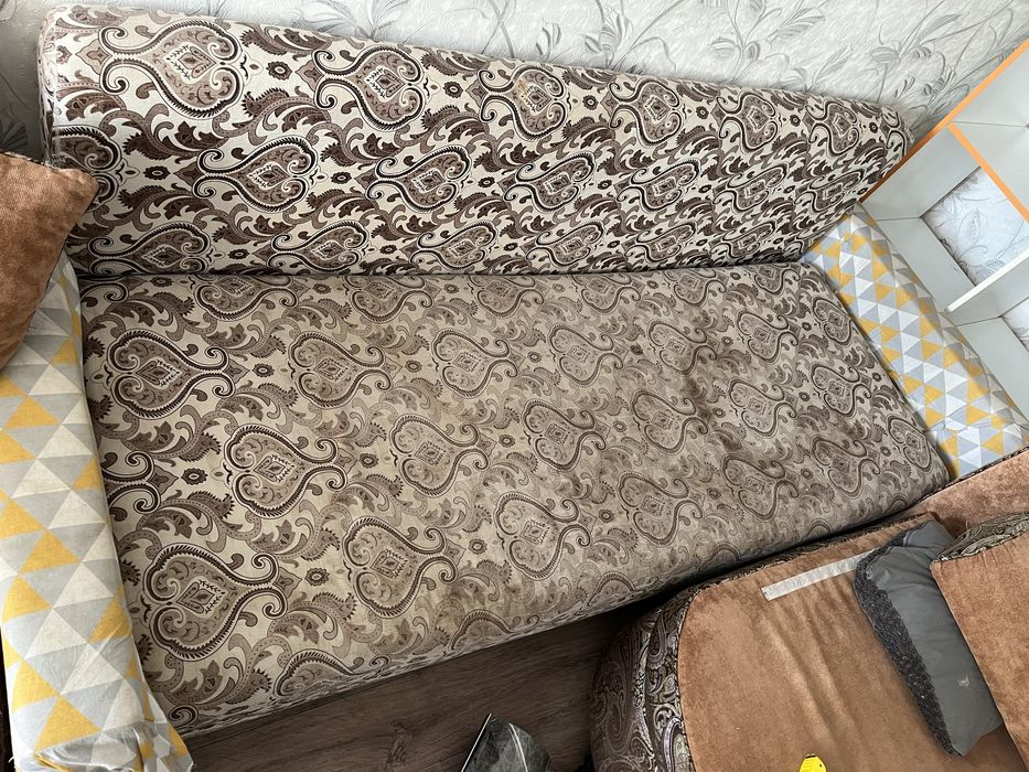 Отдам диван бесплатно