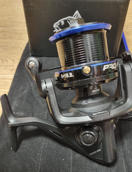 SET Feeder FL Strategist Super Distance 4.20 180g + Mulineta Pro FL St