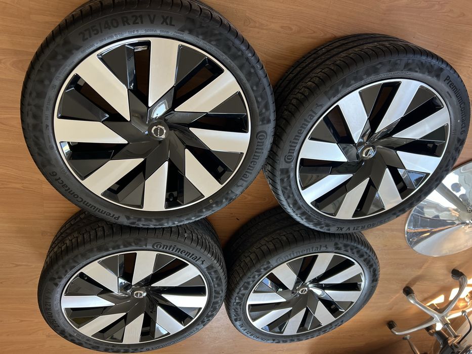 Jante vara noi complete 21inch Volvo XC90 Ultimate Dark R 275 40 21 An2025