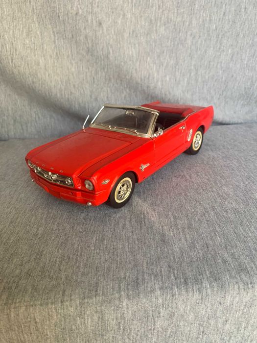 количка Ford Mustang Convertible