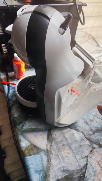 Продам кофемашину Nescafe Dolce Gusto